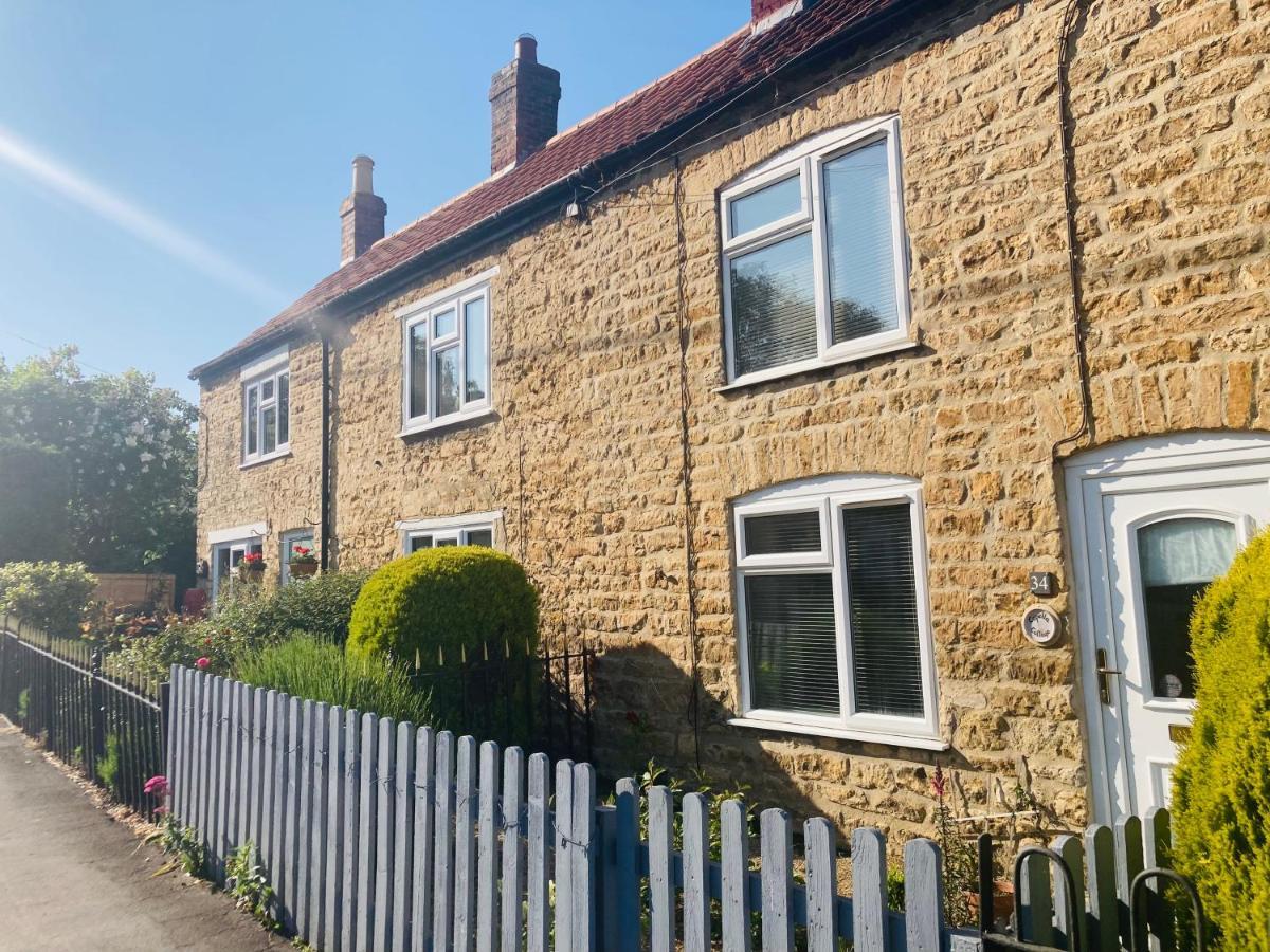 Cosy Cottage Four Miles From Lincoln City Centre 外观 照片